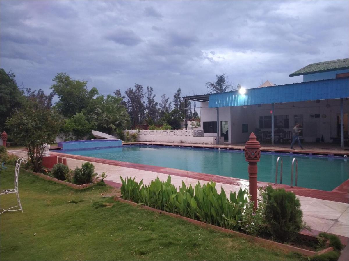 Swaraj Resorts Bharatpur Zewnętrze zdjęcie