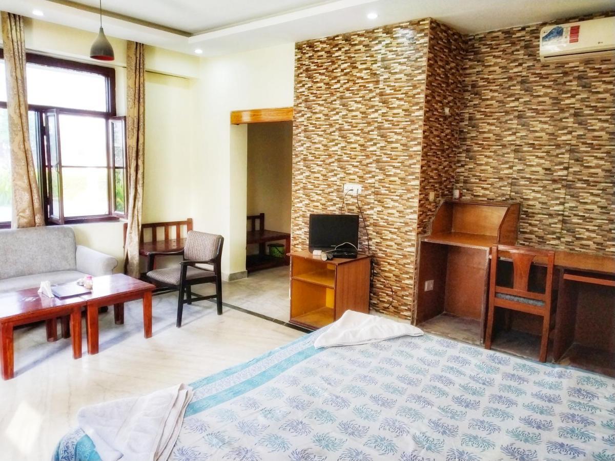 Swaraj Resorts Bharatpur Zewnętrze zdjęcie
