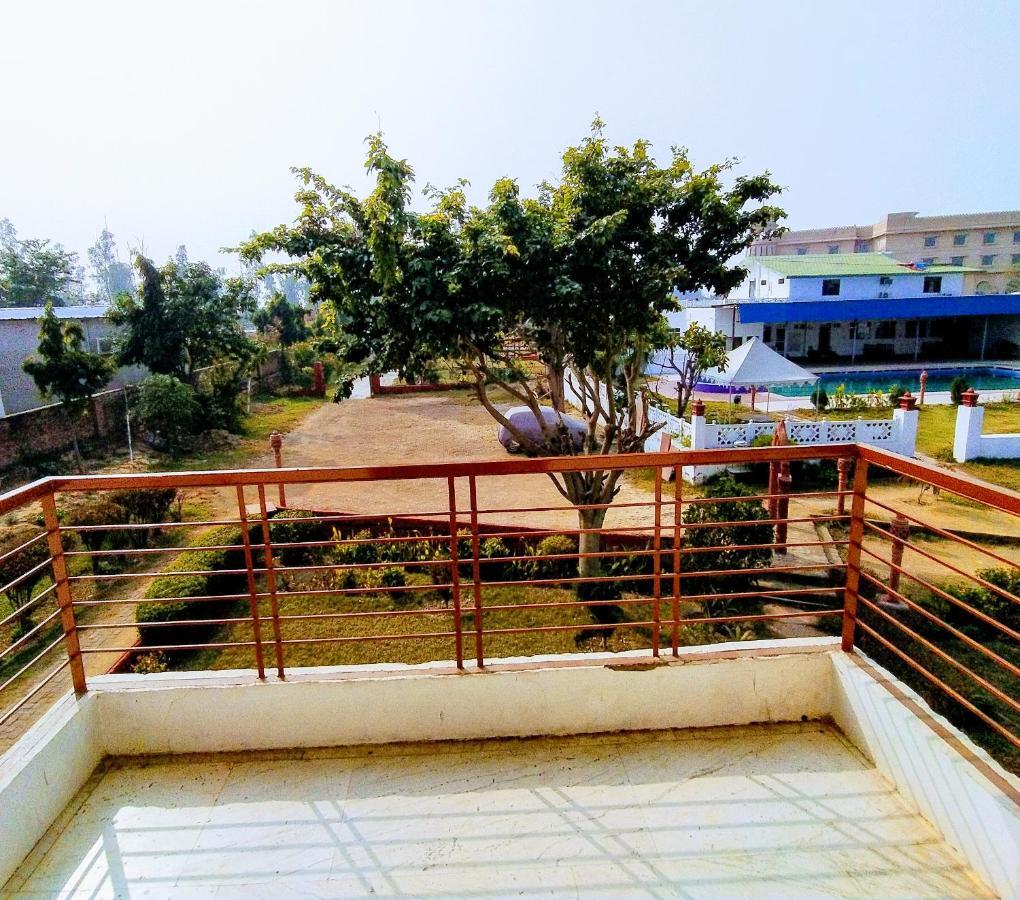 Swaraj Resorts Bharatpur Zewnętrze zdjęcie